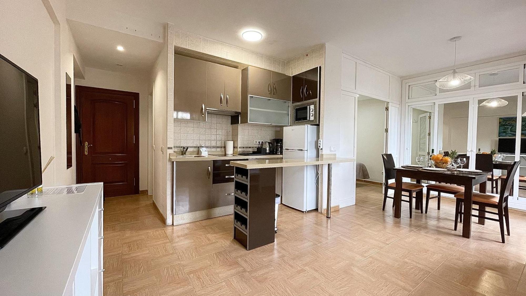 Beachfront 1Br Apartment In Center Of Marbella! Exterior foto